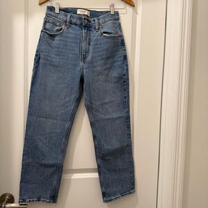 Abercrombie & Fitch Ankle Straight Ultra High Rise Jeans Curve Love Size 4S